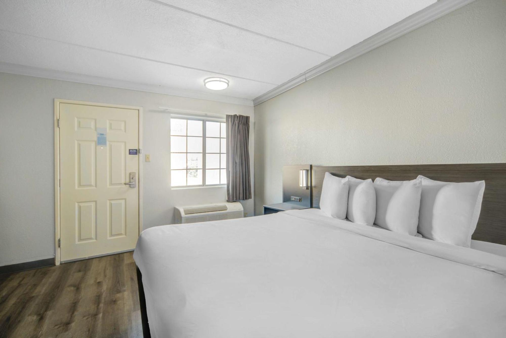 Motel 6 San Antonio, Tx I-35 North Corridor Exterior photo
